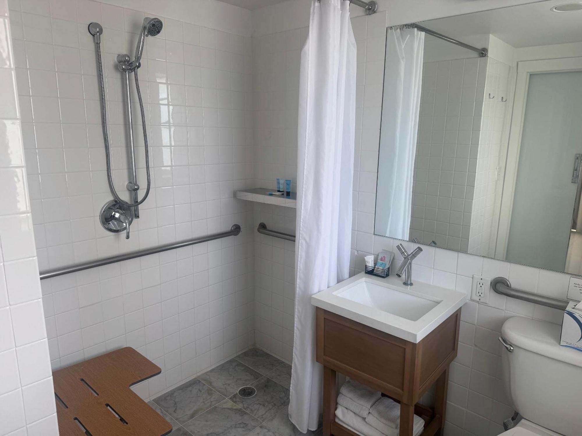 Townhouse Hotel, BW Signature Collection — Photos 2